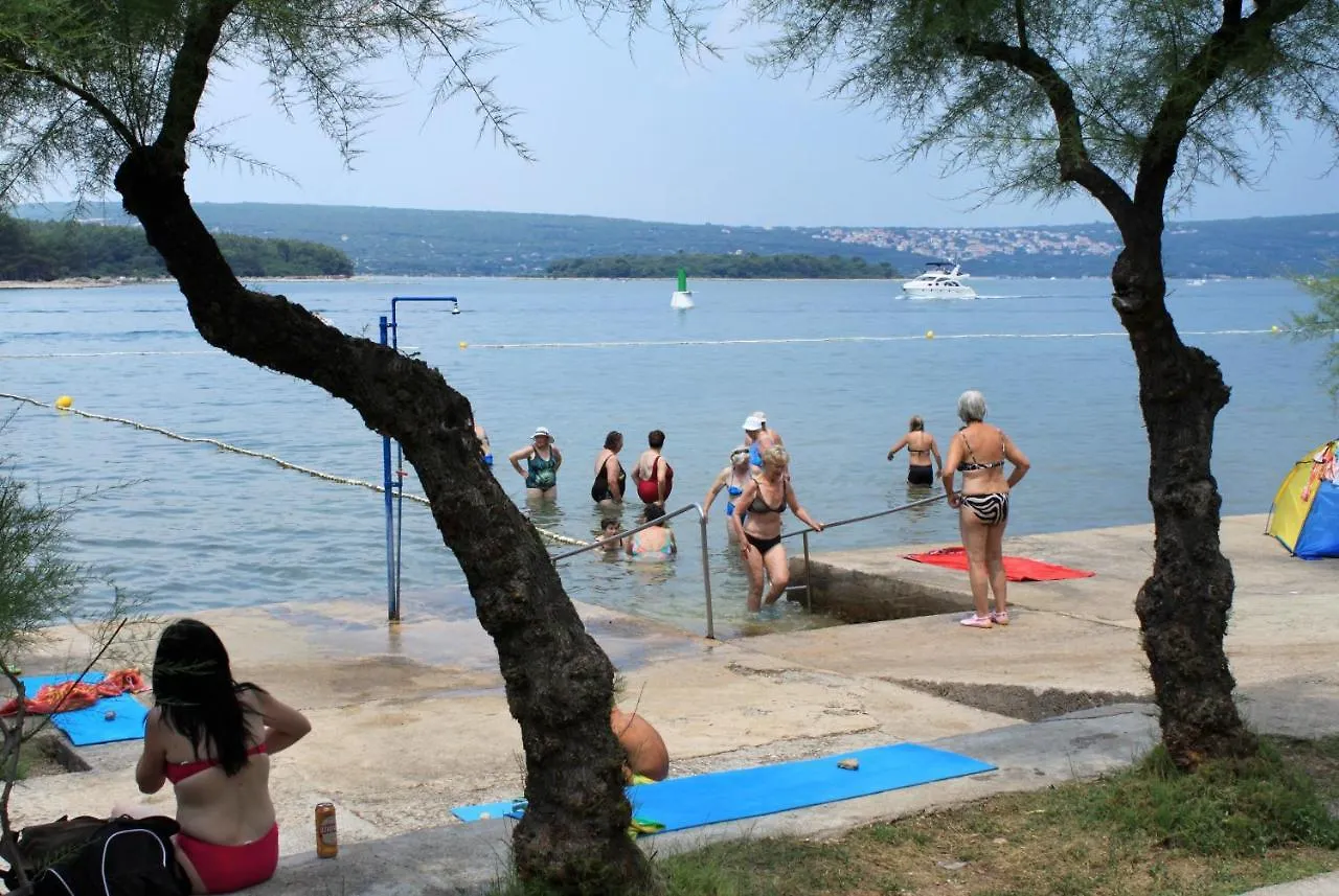 Apartments By The Sea Punat, Krk - 5351  بونات