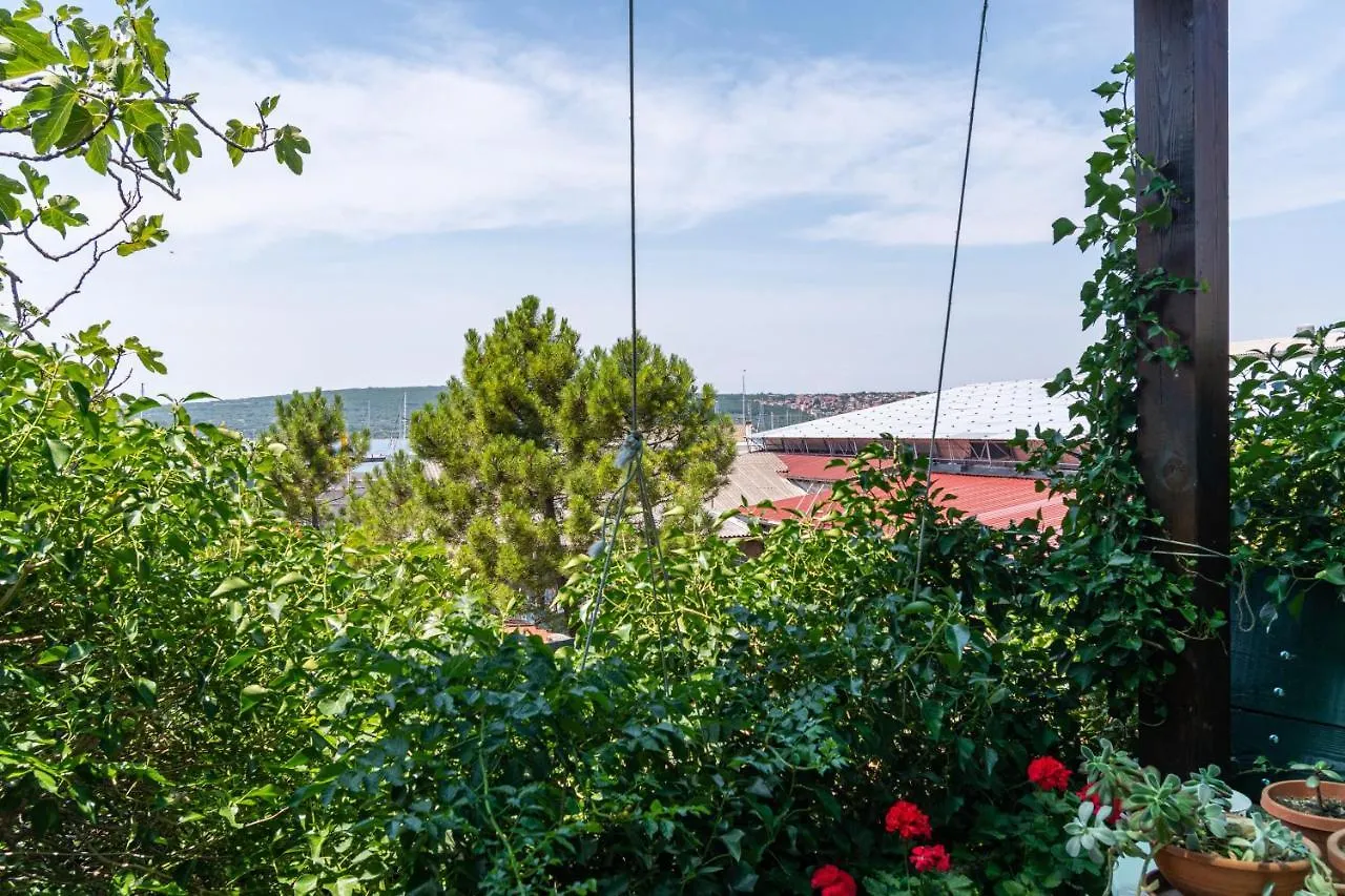 Apartments By The Sea Punat, Krk - 5351 كرواتيا